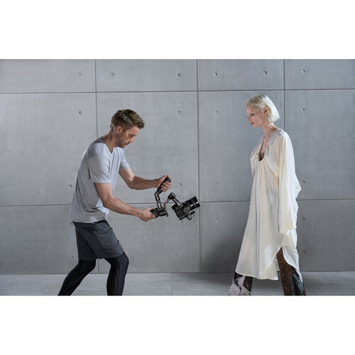 Стабилизатор DJI RS 3 (CP.RN.00000216.01)