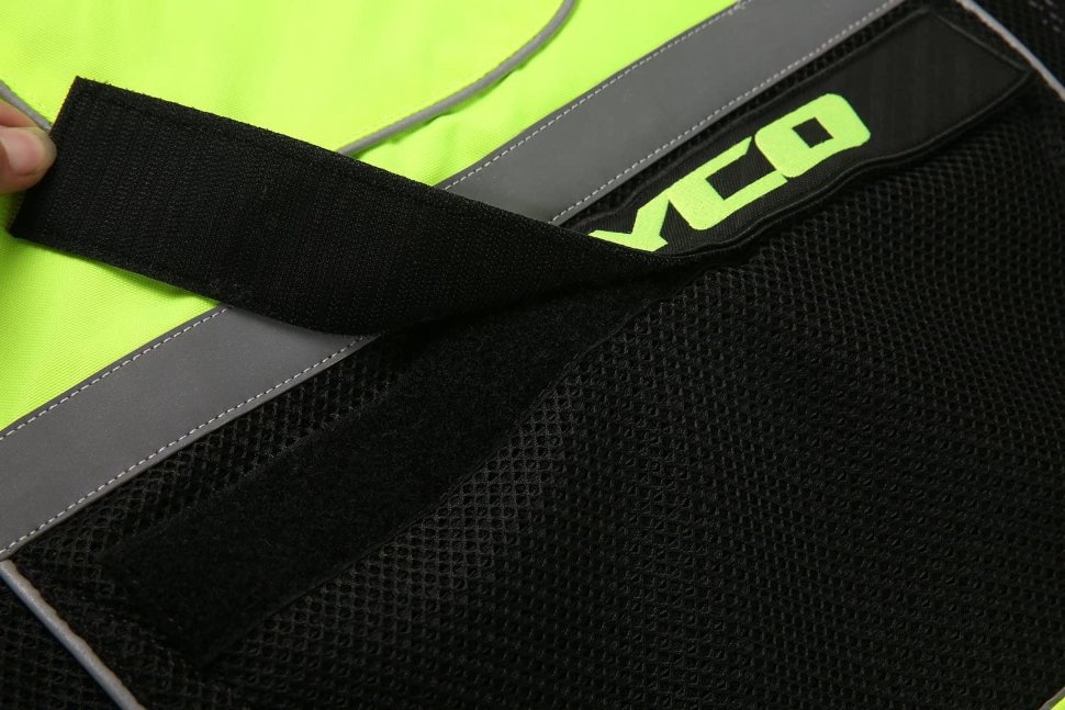 Светоотражающий мотожилет с защитой Scoyco JK46 Green